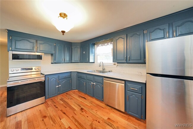 Building Photo - 3730 Mayle Ct