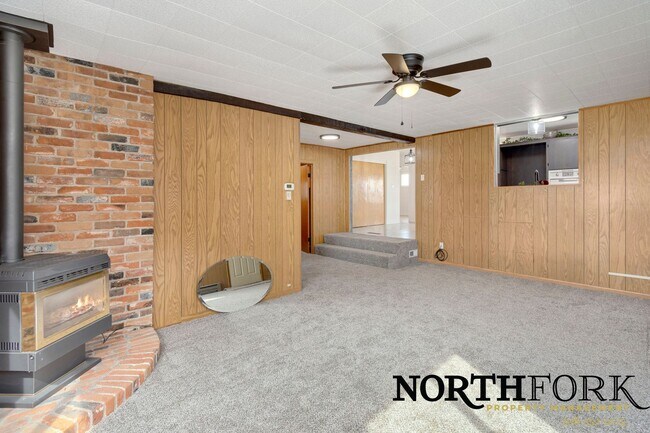 Building Photo - 4-Bedroom Home with Pasture Option in Nampa