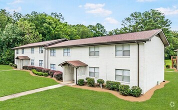 Building Photo - The Guild Apartments