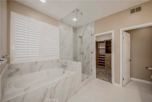 Building Photo - 5338 Chariton Ave