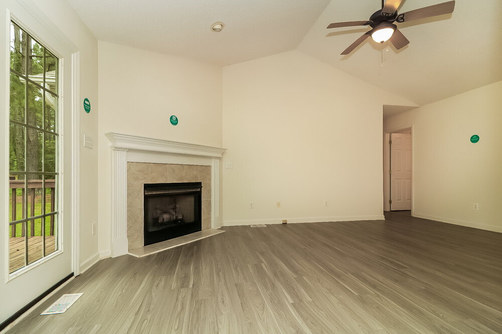 Building Photo - 6728 Oviedo Dr