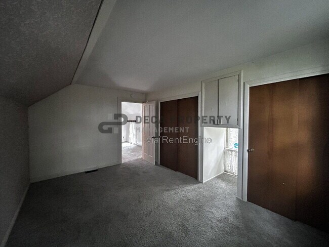 Building Photo - 9901 Arthur Ln