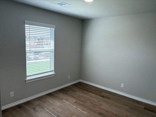 Building Photo - Brand New D.R. Horton Home in Bixby - 4 Be...