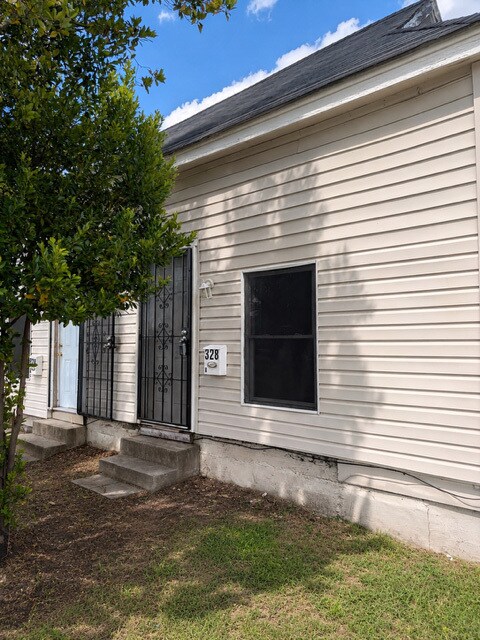 Building Photo - 328 Pursley St