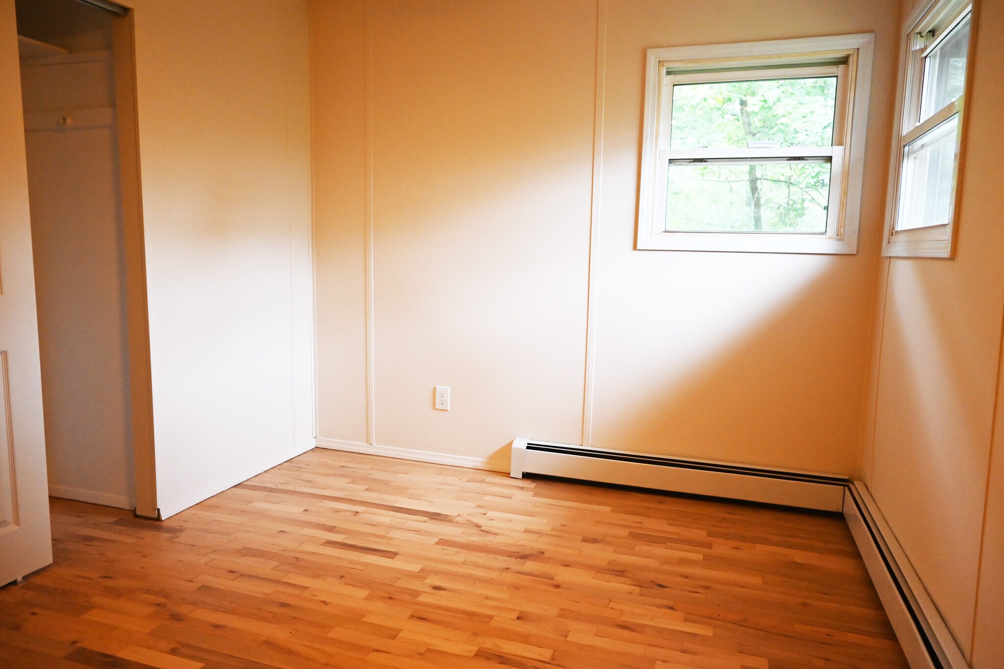 Building Photo - 71 Cayuga Ave