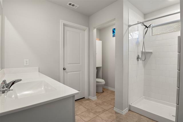 Building Photo - 16313 Milwaukee St