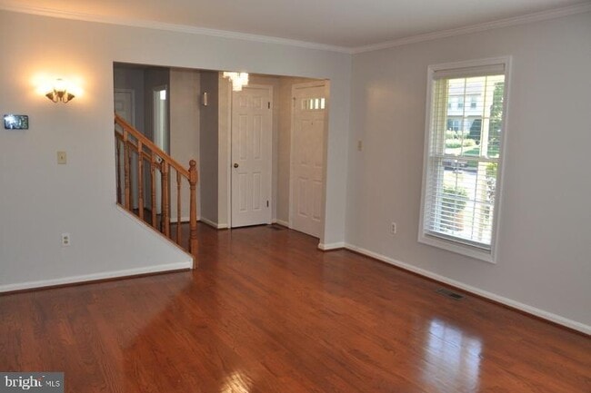Primary Photo - 2706 Reign St