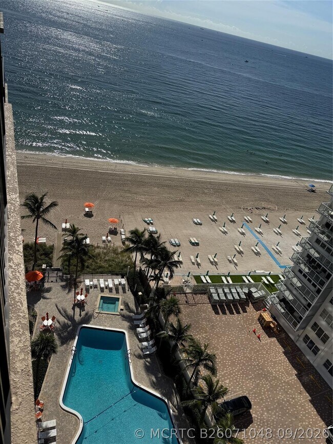 Building Photo - 3800 Galt Ocean Dr