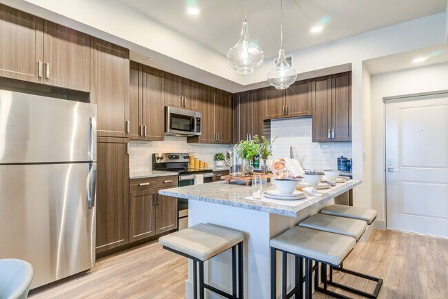 Building Photo - Vive Apartments - Studio 1 Bedroom - S1-E3...