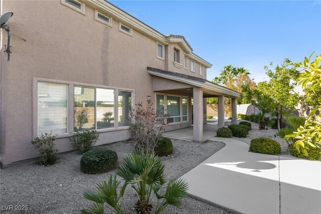 Building Photo - 3618 Auckland Castle St