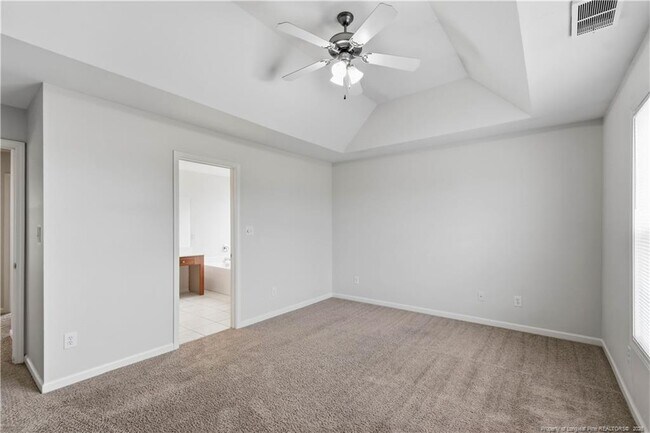 Building Photo - 2305 Gray Goose Loop