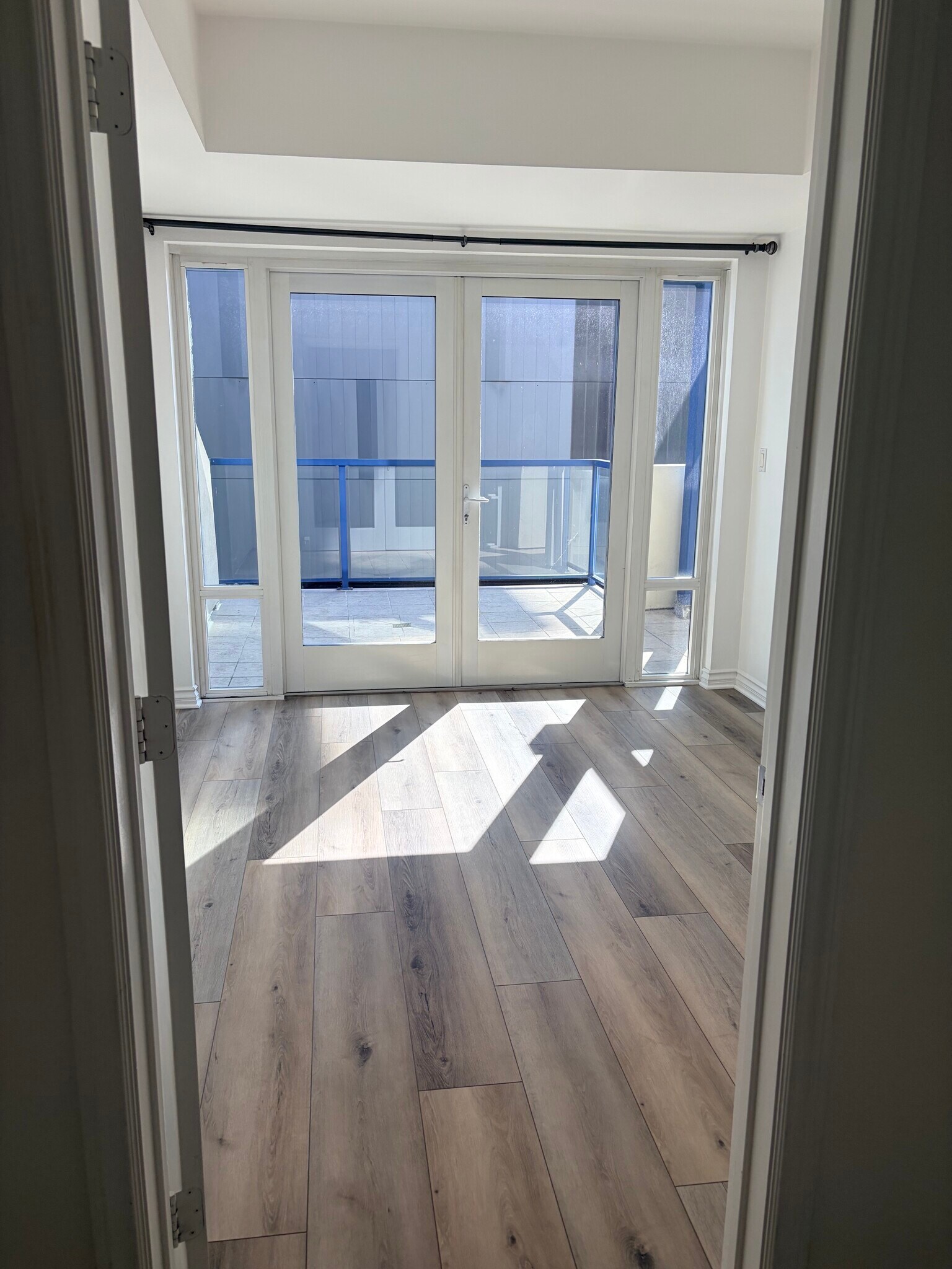 Building Photo - 875 G St