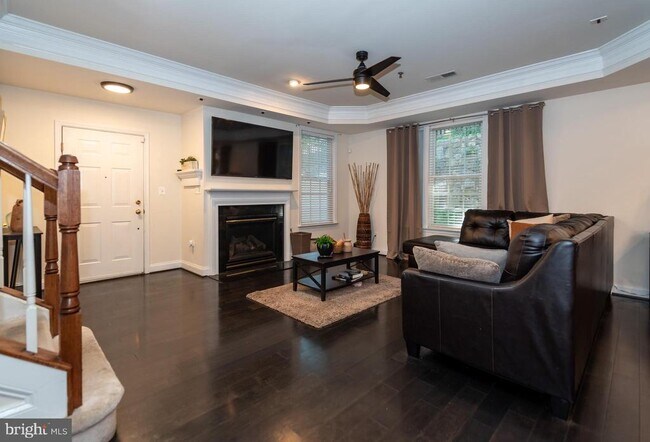 Building Photo - 7117 Mason Grove Ct