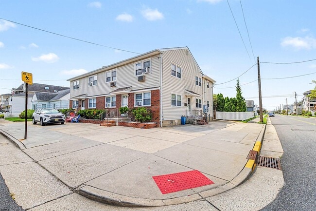 Building Photo - 30 N Coolidge Ave
