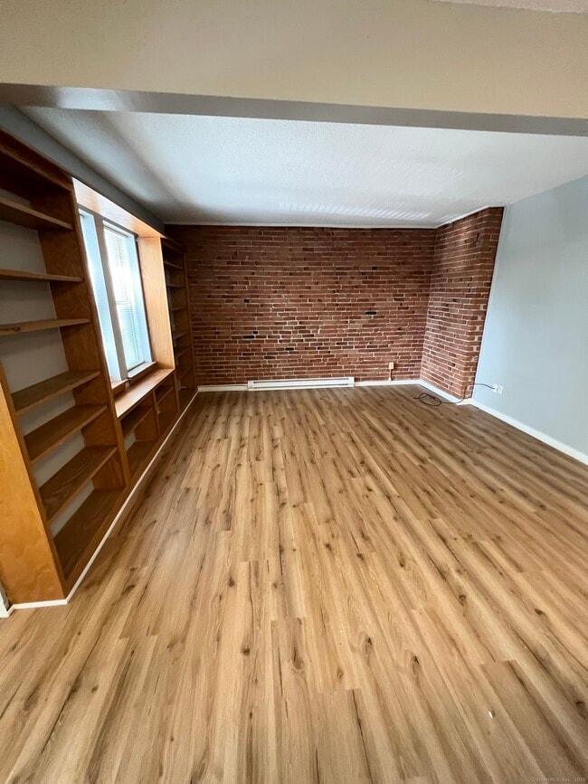 Building Photo - 16 Townley St