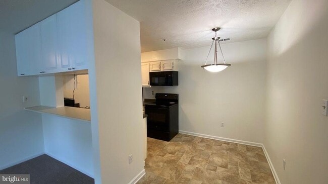Building Photo - 4700 Dorsey Hall Dr