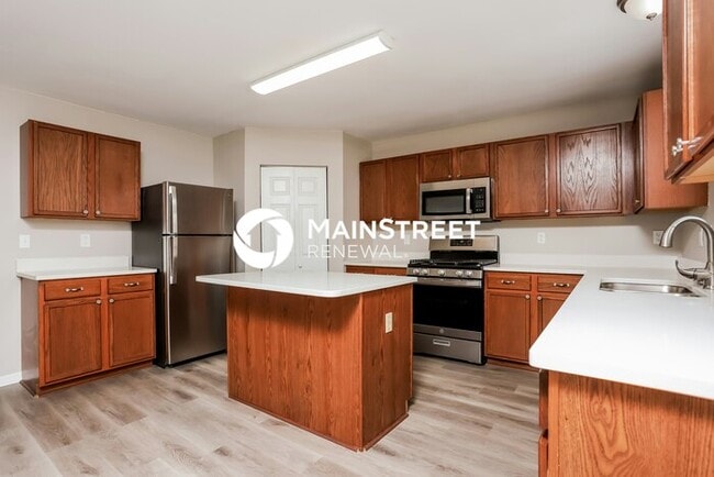 Building Photo - 4 Bedroom Pet-Friendly Home in Moscow Mill...