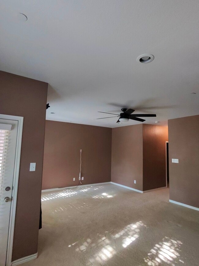 Building Photo - 6072 Pisa Ln