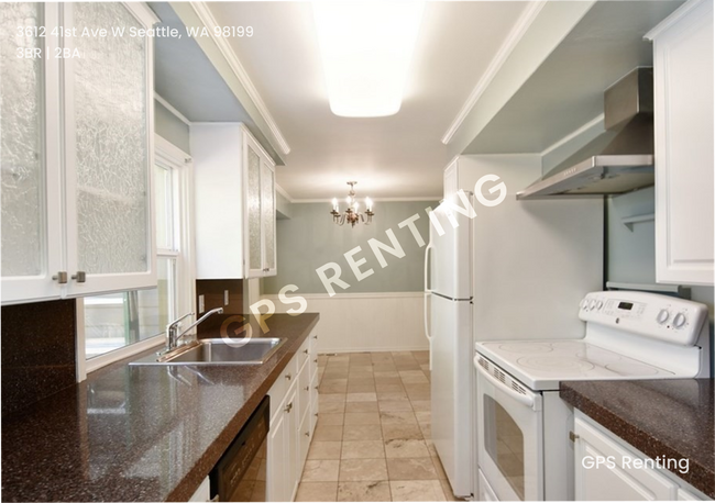 Building Photo - Urban oasis 3 bed updated 1939 Cape Cod home