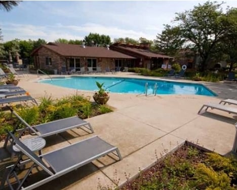 Pool - Briarbrook