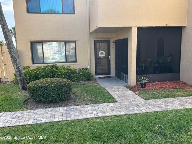 Primary Photo - 1145 N Shannon Ave