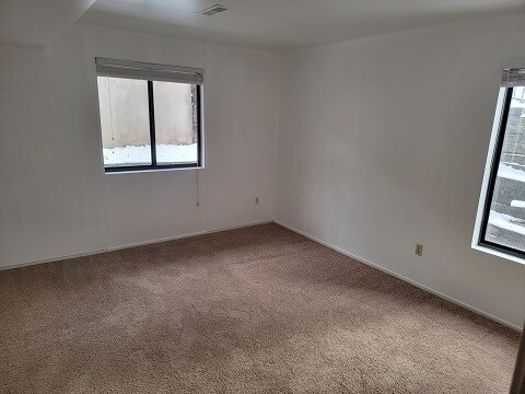 Building Photo - 425 S 1000 E