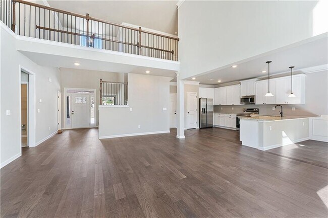 Building Photo - 5714 Ridgewater Cir