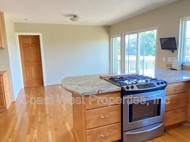 Building Photo - 4372 Argos Dr