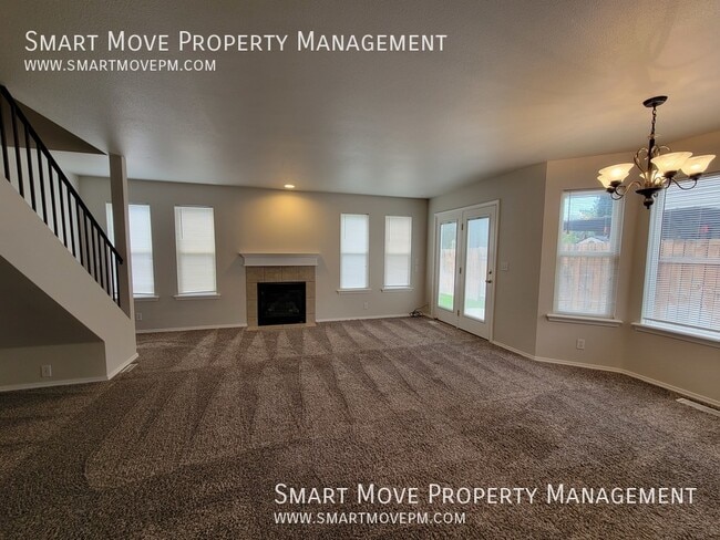 Building Photo - 11243 W Stallion Ln