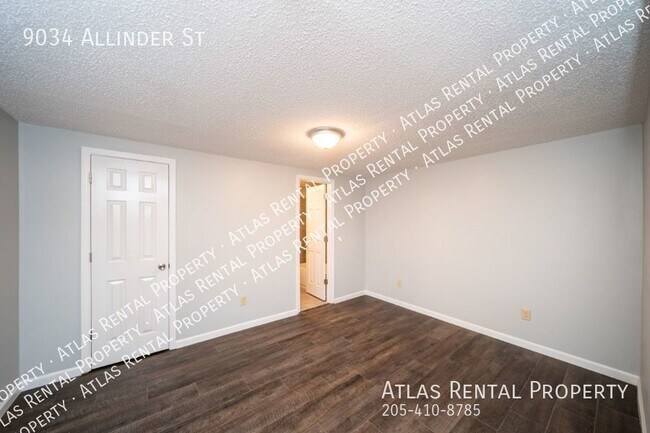Building Photo - 9034 Allinder St