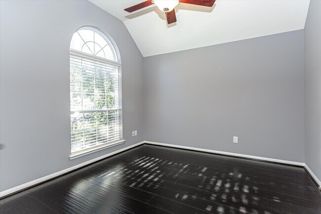 Building Photo - 14322 Baron Creek Ln