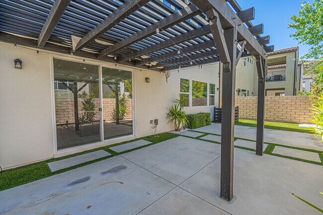 Building Photo - 28519 Moyer Ln