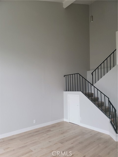 Building Photo - 6053 E Hackamore Ln