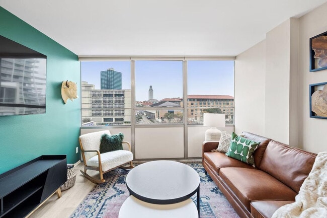 Building Photo - 1800 Lavaca St