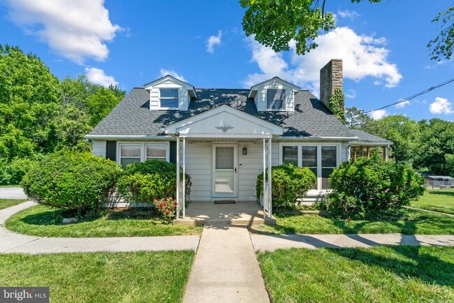 Building Photo - 15605 Hanover Pike