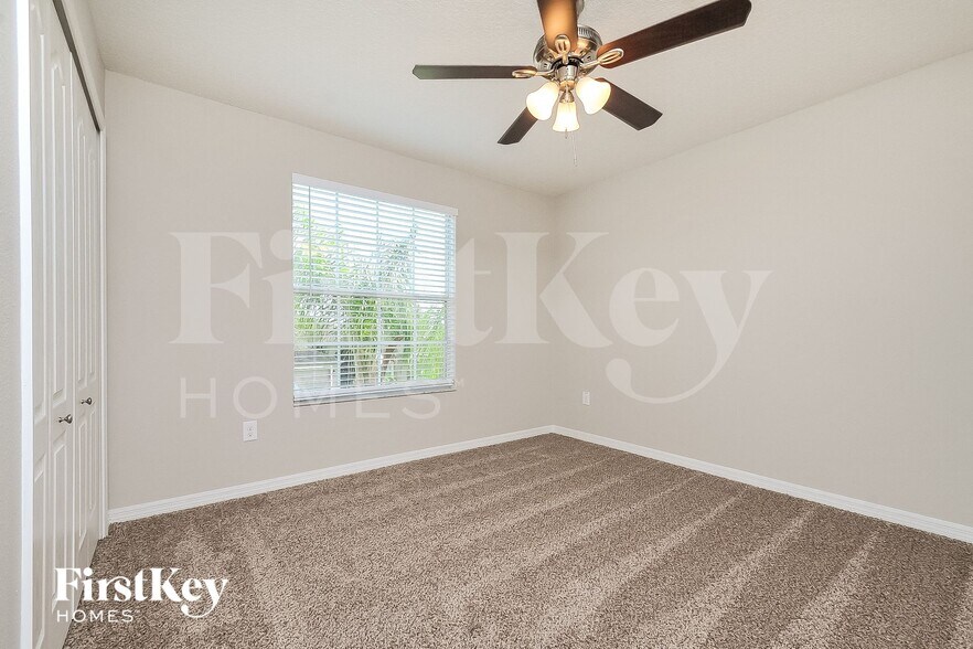 Building Photo - 2323 Dakota Rock Dr