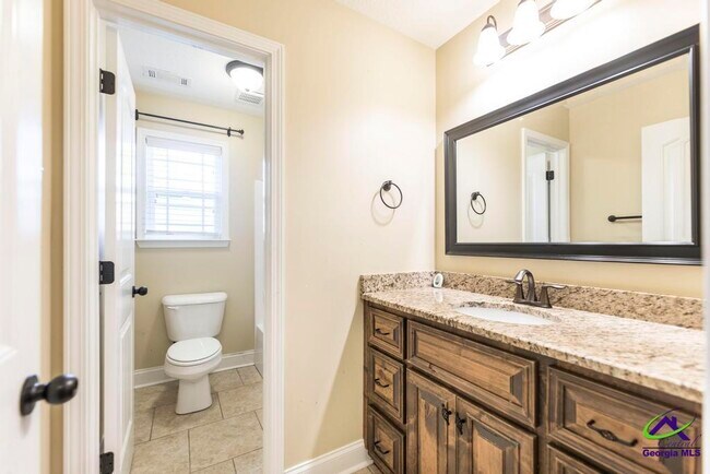 Building Photo - 203 Norfolk Cir