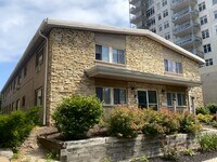 Building Photo - 1112 Knapp