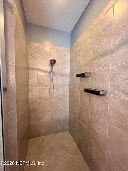 Building Photo - 15730 Spotted Saddle Cir