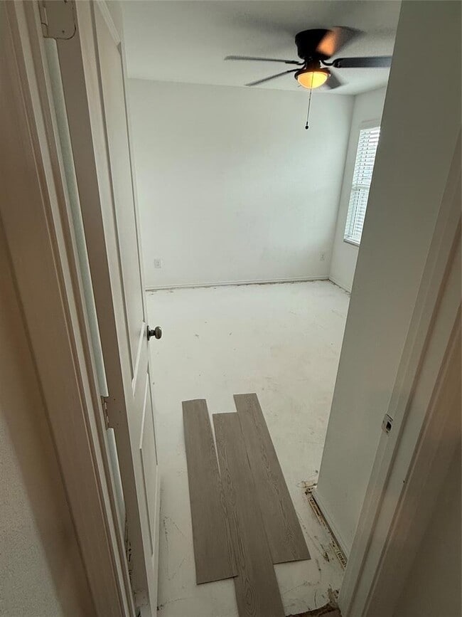 Building Photo - 2324 Dust Devil Dr