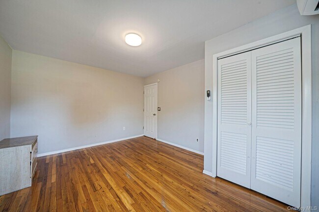 Building Photo - 309 Sunrise Dr