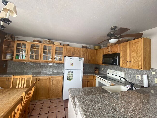 Building Photo - 21 Crested Mountain Ln