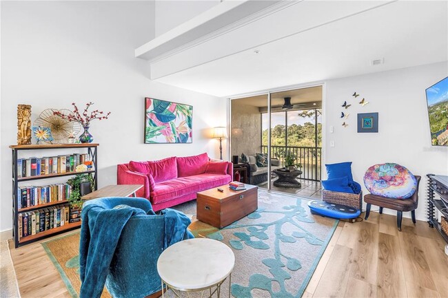 Building Photo - 8350 Wingate Dr