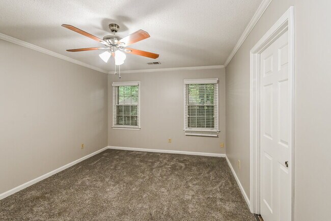 Building Photo - 4030 Birch Glen Dr