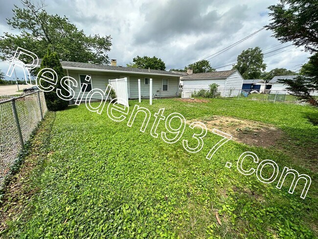 Building Photo - 2132 Colton Dr