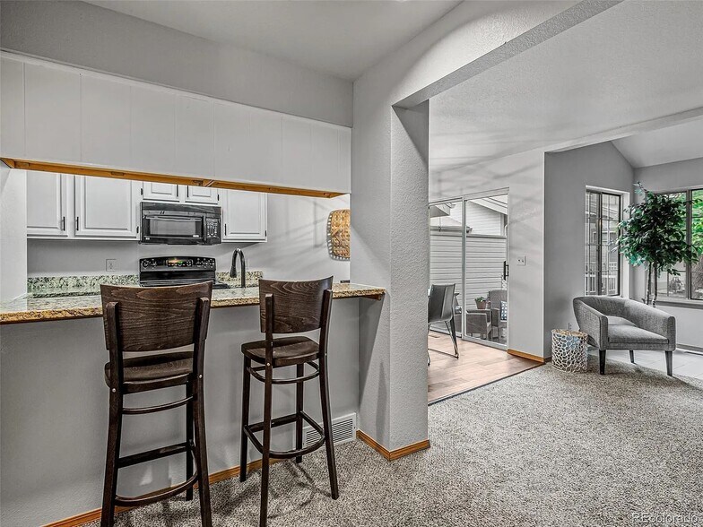 Building Photo - 1018 9th St