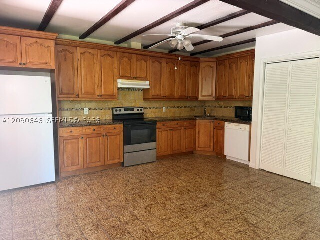Building Photo - 2725 SW 82nd Ave