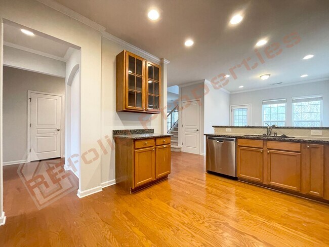 Building Photo - Elegant 4 bedroom Home w/ 1st Floor Office + Basement in Village Square @ Amberly, Cary, Availabl...