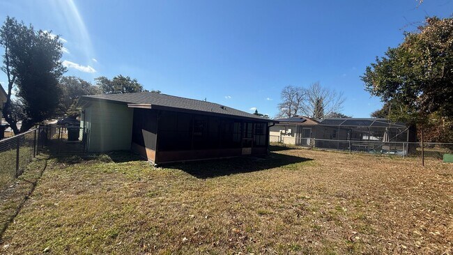 Building Photo - Charming 3-Bedroom Home in Quiet Winter Springs Neighborhood