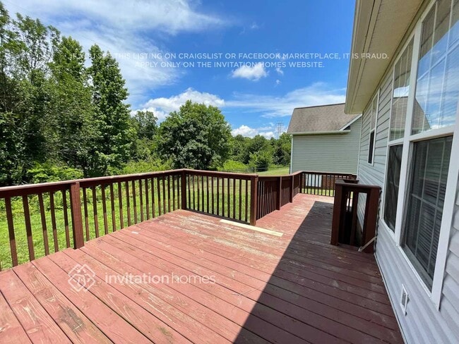 Building Photo - 539 Fernway Dr